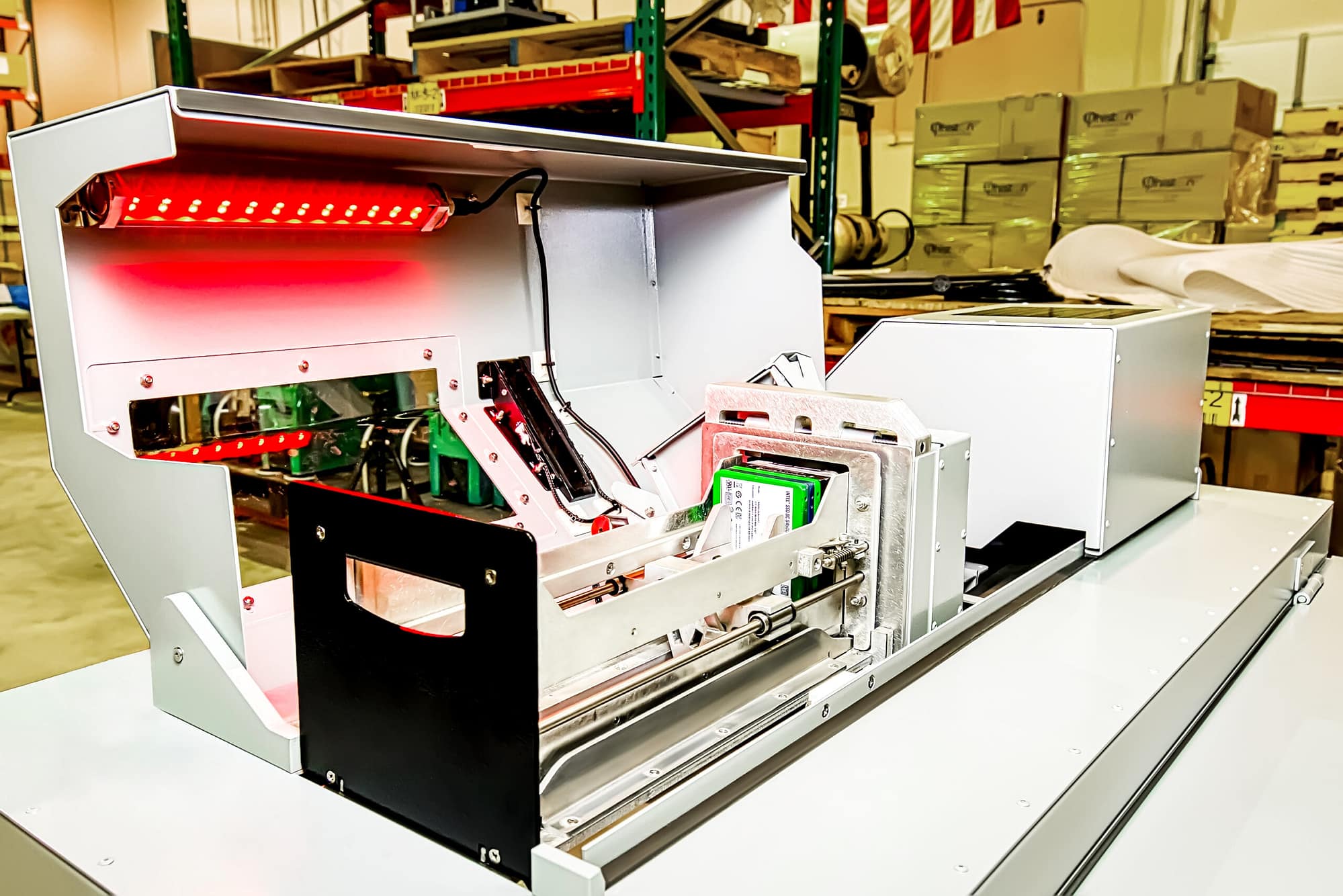 SSD Shredder • MediaDice® SSD Disintegrator-2C • Phiston